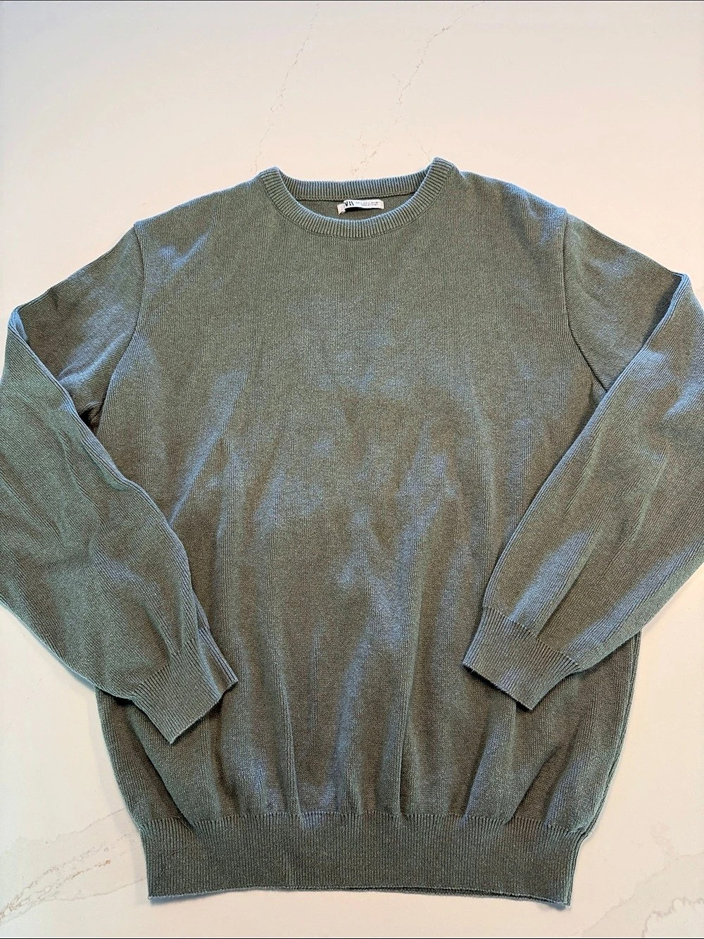 ZARA Men's Gray Crewneck Sweater